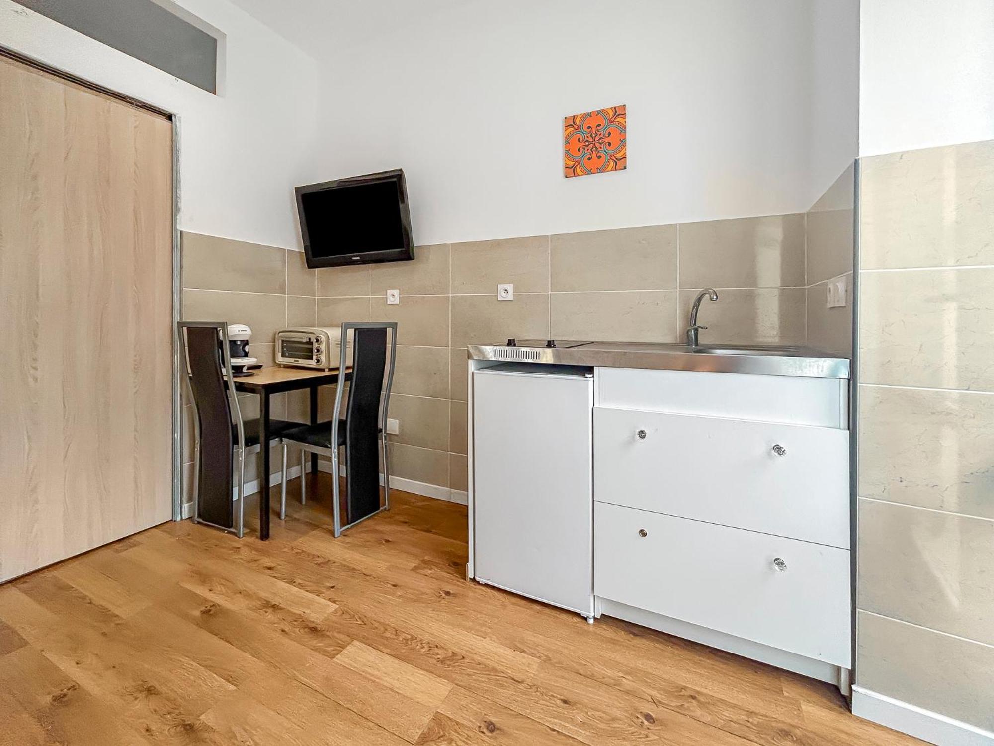 Lumineux Avec Clim Et Tv Ideal Pour Couples Apartment *